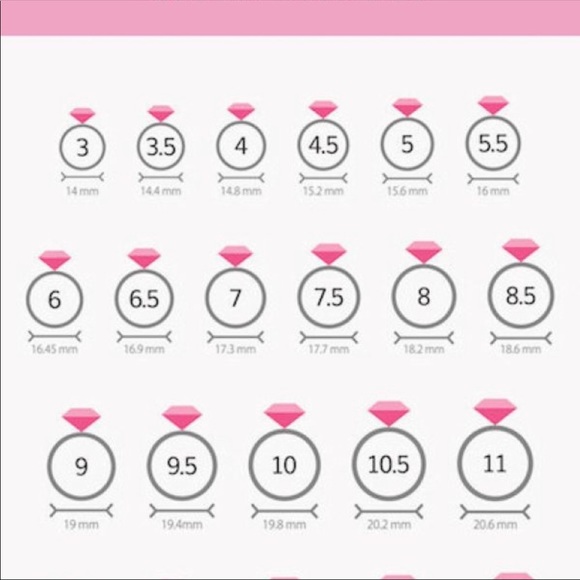 Gorgeous 925 Silver Pear Cut White Sapphire Ring - Picture 5 of 5